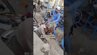 Namaz har jagah Ada kar sakte hai Mashallah mashallah 🤲 shortvideo youtube viralvideo [upl. by Nylireg]