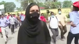 Jamiat Announces Rs 5 Lakh Reward For HijabClad Muskan Heckled By Students  Karnataka Hijab Row [upl. by Irianat]