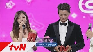 tvNfestivalampawards tvN10어워즈tvN 키스모음 베스트키스 1위 서인국♥정은지 161009 EP2 [upl. by Sherfield]