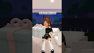 MOM STOLE MY CHRISTMAS PRESENT😲robloxshorts berryave roblox [upl. by Osmen235]