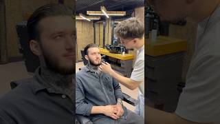 Блиииииже 😂 барбер мужскиестрижки барбершоп питер спб funny man barber barbershop юмор [upl. by Estas]