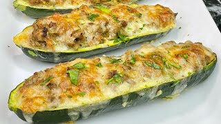 CUISINEZ LES COURGETTES AUTREMENT 🥒 FARCIES À LA VIANDE HACHÉE ET GRATINÉES 👩🏻‍🍳 Deli Cuisine [upl. by Esilehs]