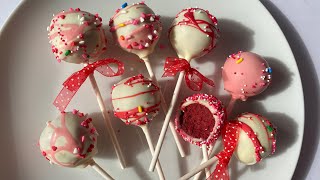 Cómo Hacer Cake Pops  Paletas De Pastel Para El 14 de Febrero [upl. by Agate]