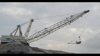 DRAGLINE  Bigest Opencast mining machine  GIANT MACHINE  HEMM [upl. by Ellita696]