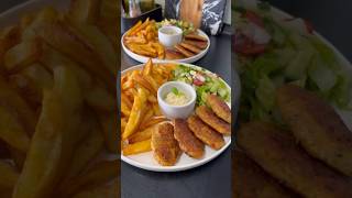 Boulettes de poulet et frites كويرات الدجاج مع الفريت [upl. by Ginzburg444]