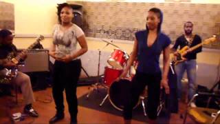 REPETITIONS YONDO SISTER amp TOPONE FRISSONS LADIES DANCERS [upl. by Eesyak]