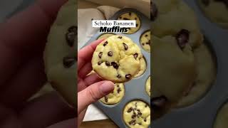 Schoko Bananen Muffins 🧁🍌🍫 [upl. by Nivak]