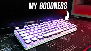 Unique typewriter style gamingkeyboard 😯 Gaming keyboard 🎮🕹️ [upl. by Gerlac]