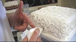 CAKE DECORATING ROYAL ICING PIPING TECHNIQUES  HOW TO PIPE A CAKE BORDER FOR BEGINNERS [upl. by Annoed760]