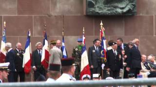 François Hollande célèbre lAppel du 18 juin 1940 SuresnesFrance – 18 juin 2015 [upl. by Latouche]