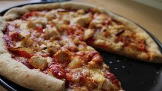 Hoe maak je een pizza met kip oa deeg recept [upl. by Drus]