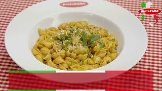 Conchiglie con pesto rosso e ceci [upl. by Egwin]