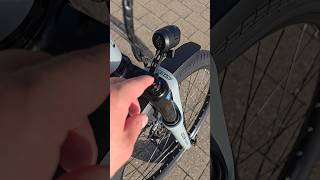 How to Lock Your SR SUNTOUR Fork ✅🔑 howto new mtb cube 2025 ebike hybrid shorts fork [upl. by Savitt]