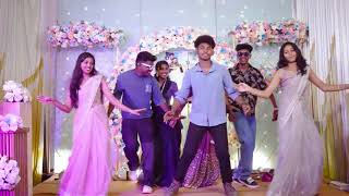 ഒന്നാം കുന്നിൽ ഓടി എത്തി ഡാൻസ്  onnam kunnil oodi ethi dance  Rasikan movie song dance [upl. by Mot]