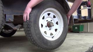 Changing Trailer Tire [upl. by Maghutte]