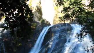 Bourg dOisans  Cascade de Sarenne  Au pied de la montée de lAlpe dHuez [upl. by Marjana]