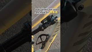 blown out fox float x shock mountainbiking mtb [upl. by Gaylene]