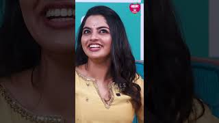 Prithvirajനു മുന്നിൽ Dialogue പറയാൻപെട്ട പാട്  AnusreeHakkim nikhilavimal anusree prithwiraj [upl. by Holden]