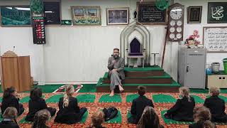 Saeed Hashmi reciting Beautiful Quran in front of a nonmuslim school children [upl. by Annais154]