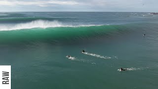 SOLID STRADDIE THINS THE CROWD Raw Surfing [upl. by Adnolaj]