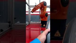 Cómo programar un Robot KUKA desde cero 100 práctico [upl. by Tobit401]