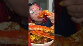 I made a seafood boil 🌽🦀🦐🥚🥔 asmr seafood seafoodboil kingcrab shrimp snowcrab mukbang [upl. by Joyce624]