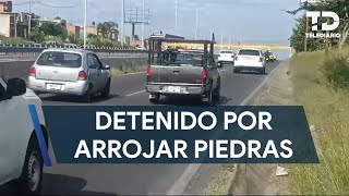 Detienen a hombre que arrojaba piedras en la autopista GuadalajaraZapotlanejo [upl. by Htesil]