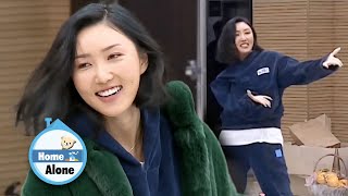 Hwasa Can you Move to Your Left Its Time for us to Greet you Home Alone Ep 326 [upl. by Ailam]