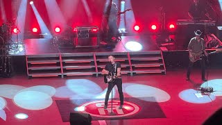 Scotty McCreery  It Matters to Her Live with Cherokee NC intro  November 15 2024 [upl. by Dirk]