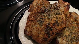 How To Cook Pork Chops In The Oven Baked Pork Chops [upl. by Refinnaej]