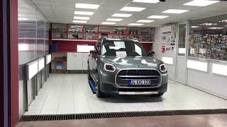 Gtechniq  Crystal Serum Ultra Black CSU  Exo V4  Mini Countryman E [upl. by Tatianna]