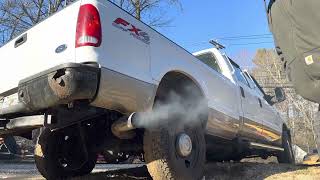 2005 best 60 cold start video ford f350 diesel 20degrees ny [upl. by Natloz]