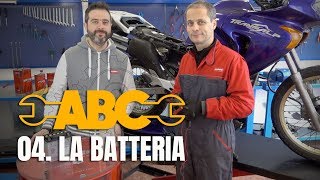 Come mantenere al meglio la batteria  ABC MANUTENZIONE MOTO 04 eng sub [upl. by Ykcub]