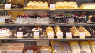 GOLDILOCKS CAKE DISPLAY WITH PRICE LIST UPDATE 2023  CAKE IN PHILIPPINES [upl. by Emoreg]