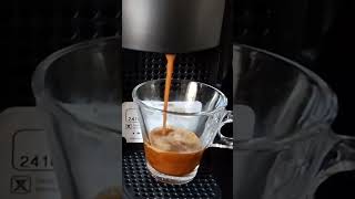 Primeiro café da minha cafeteira Nespresso Essenza Mini C30 [upl. by Nahshu100]