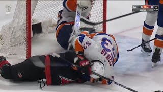 Chaotic Final Minute Hurricanes vs Islanders Game 2 [upl. by Brezin]