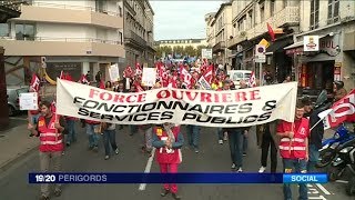 Manifestation des fonctionnaires à Périgueux [upl. by Christiane]