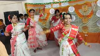 dhaker tale komor dole dance performance priya kuheli srija mousumi anwesha [upl. by Beth585]