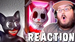 Mr Hopps vs Cartoon Cat By Horror Skunx amp quotRun Awayquot  CARTOON CAT Minecraft Animation REACTION [upl. by Barrada]