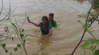 Amazing fishing at Battambang  people fishing in Cambodia  How to Catches fish Part 260 [upl. by Laris]