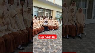 Foto Kalender Sendiri fotokalender [upl. by Lehsreh]