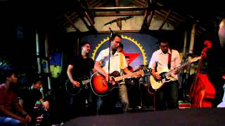 Broken Rose  Only God Will Judge Me live at Bintang Cafe [upl. by Nivel]