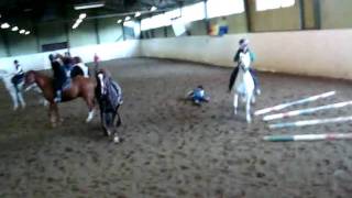 Horrible horse fall ramla av en häst [upl. by Yonina]