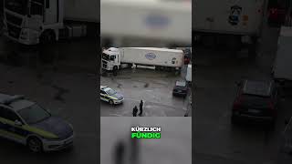 schmuggel in Hamburg Polizei stoppt Verdächtigen Lkw  Crime insight shorts shorts shortvideo [upl. by Plume681]