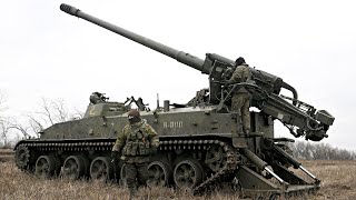 2S5 GiatsintS  Russian 152 mm selfpropelled gun [upl. by Gaston]