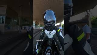 Por eso los motociclistas son fuertes shorts bike viral moto [upl. by Aivad297]