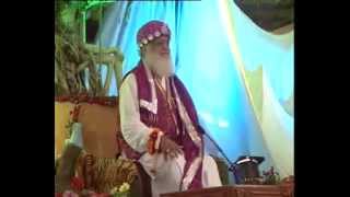 Jara Thahro Gurudeva  Shri Sureshanand ji Bhajan in divine presence of Sant Shri Asaram Bapu ji [upl. by Treat466]