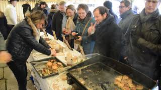 Fête de la truffe à Sarlat 24  les alléchants croustous [upl. by Darlene]