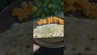 Roti wrap recipe 530dayschallenge wrap weightlossjourney healthyfood dietfood viralvideo [upl. by Notlim179]