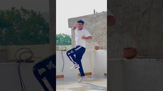 Bich m exercise krdi 😂 dance haryanviswag funny manishbhagat trending [upl. by Acsehcnarf]